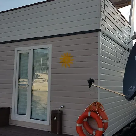 Floating Sea House Soncek * Portorož