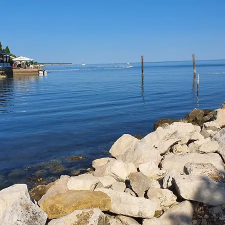 Floating Sea House Soncek Appartement *