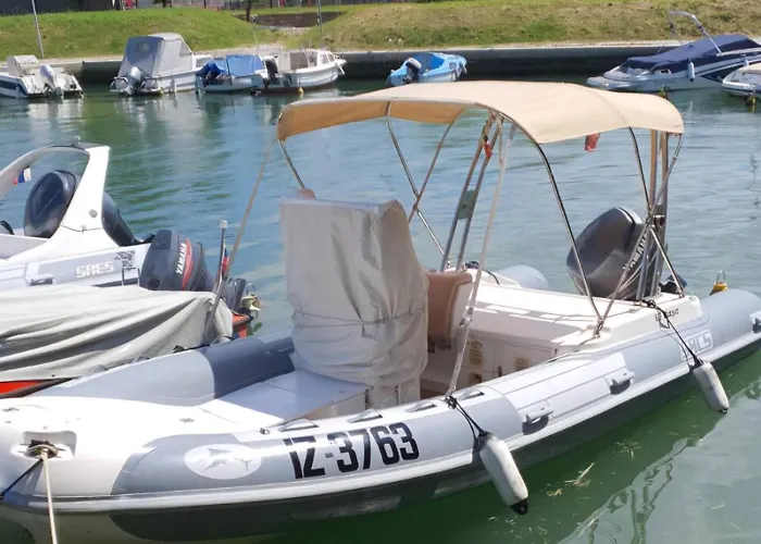 Floating Sea House Soncek